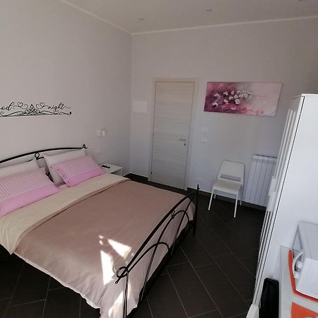 B&B Villa Agrume Messina Buitenkant foto