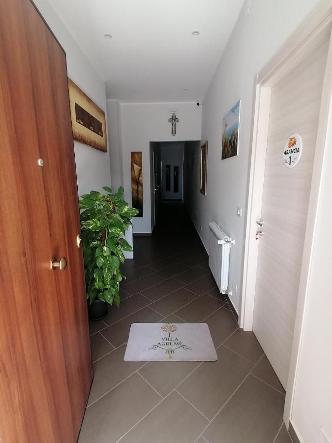 B&B Villa Agrume Messina Buitenkant foto