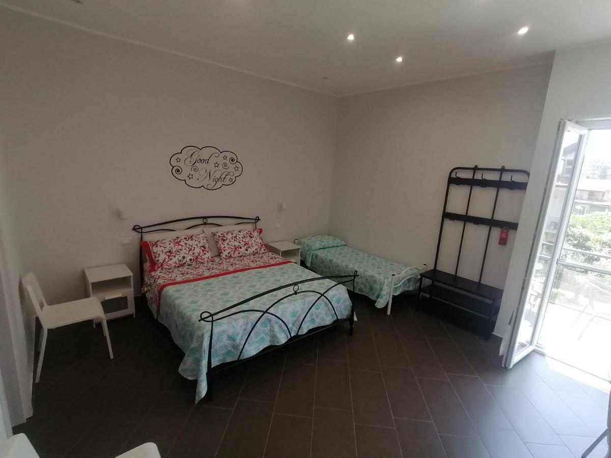B&B Villa Agrume Messina Buitenkant foto